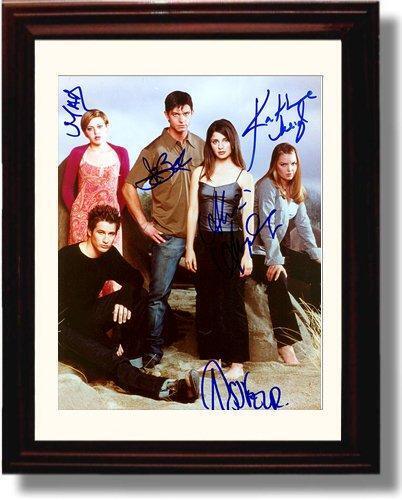 8x10 Framed Roswell Autograph Promo Print - Cast Signed