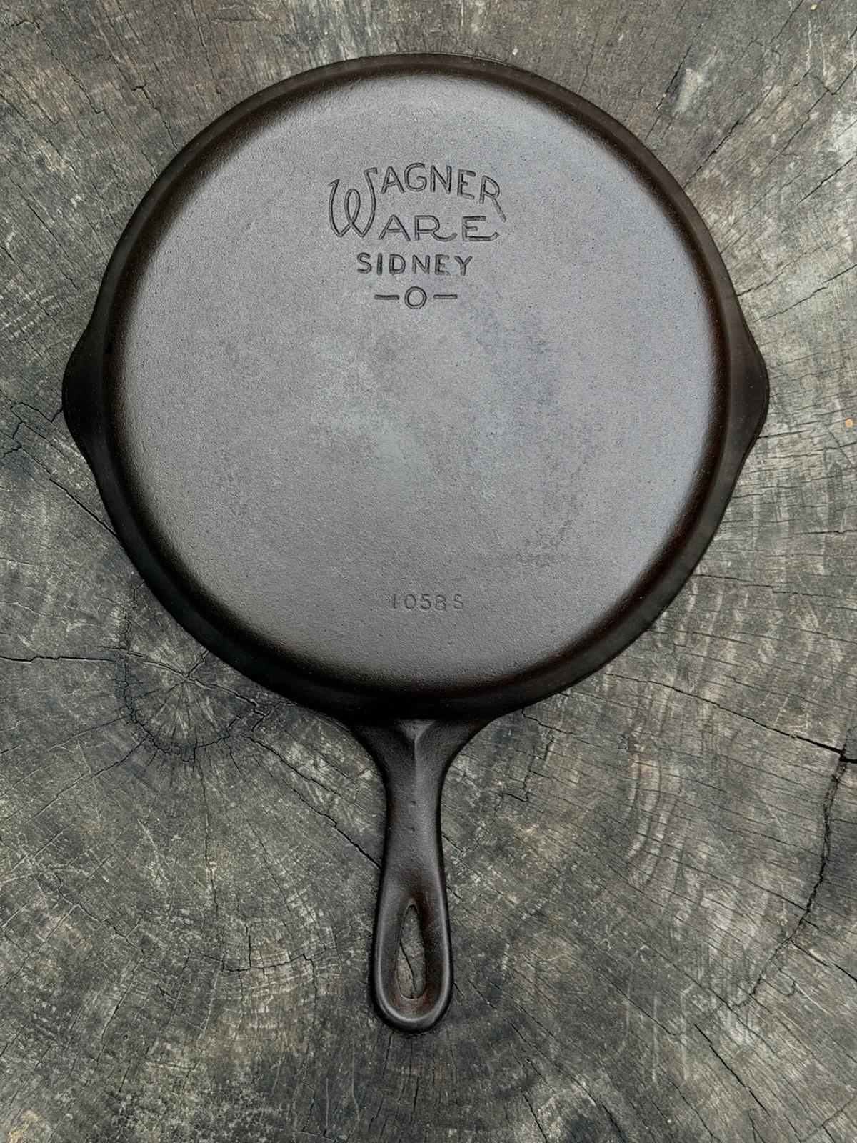 Vintage Wagner Ware No. 8 1058 S … Cast Iron Skillet Vintage Wagner Ware No. 8 1058 S … Cast Iron Skillet