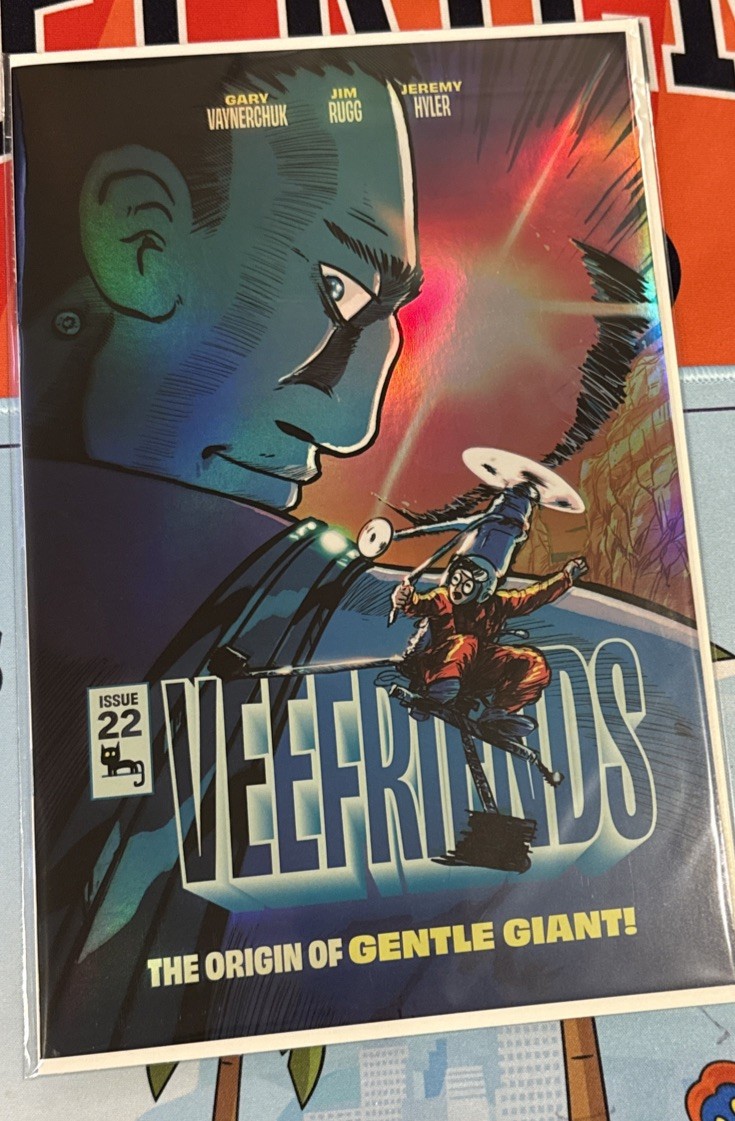 VeeFriends Comic Book #22: Gentle Giant – Holofoil Variant VeeFriends Comic Book #22: Gentle Giant – Holofoil Variant