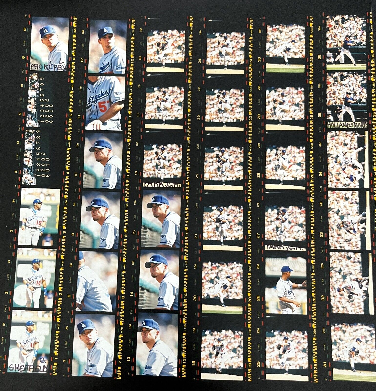 PF4-651   L A Dodgers  Colorado Rockies   2001 LOT 100pc Original Color Negative