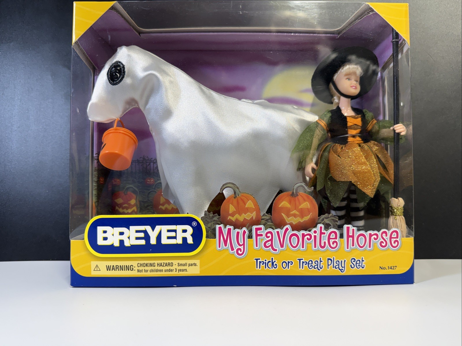 Breyer My Favorite Horse #1427 Trick or Treat Play Set New Breyer My Favorite Horse #1427 Trick or Treat Play Set New