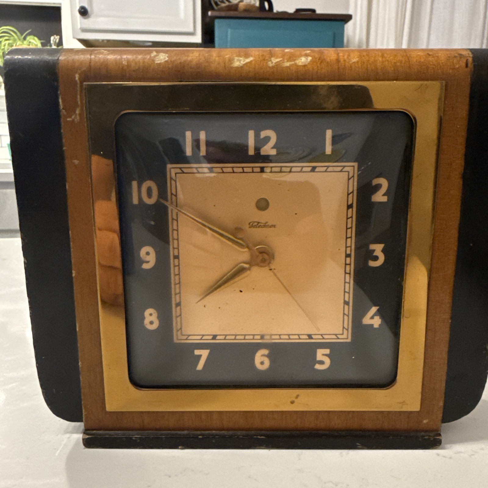 Vintage 1930’s Wood Brass Telechron Electric Clock 4F61 \