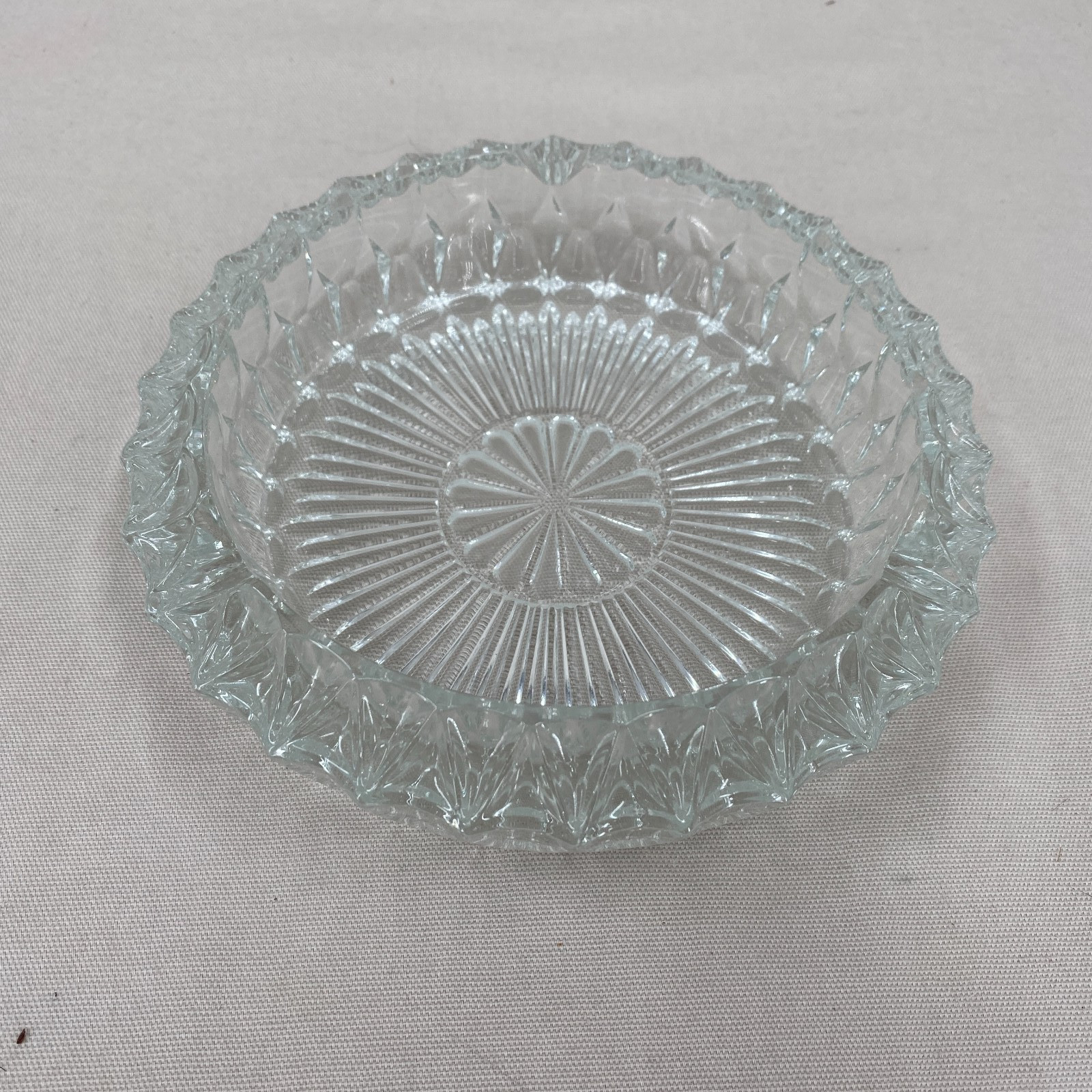 MCM Retro Crystal Glass Cigar Ashtray Diamond Design Heavy Texture 7.5\ MCM Retro Crystal Glass Cigar Ashtray Diamond Design Heavy Texture 7.5\