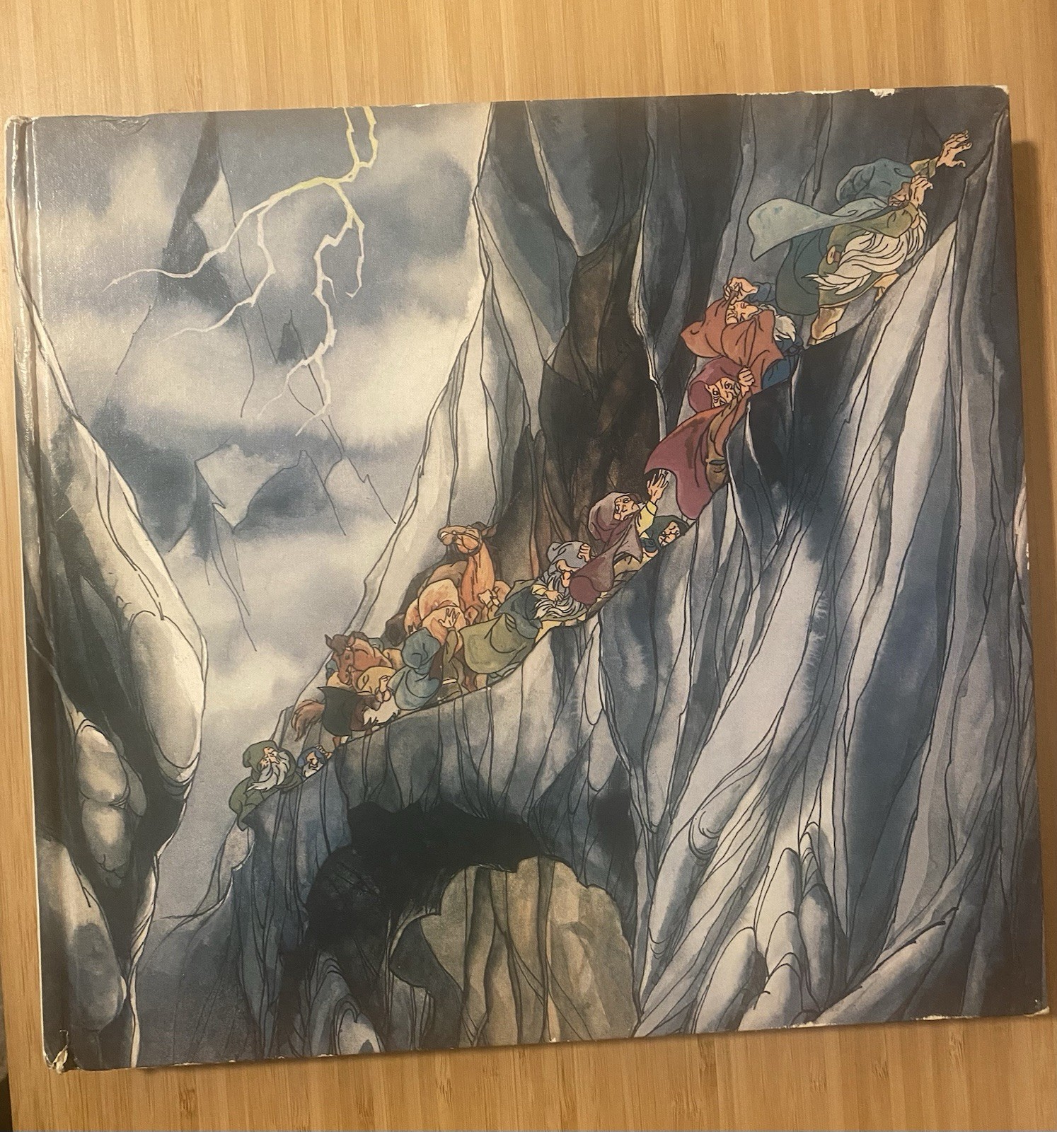 The Hobbit or There and Back Again: 1977 illustrated Edition, J.R.R. Tolkien The Hobbit or There and Back Again: 1977 illustrated Edition, J.R.R. Tolkien