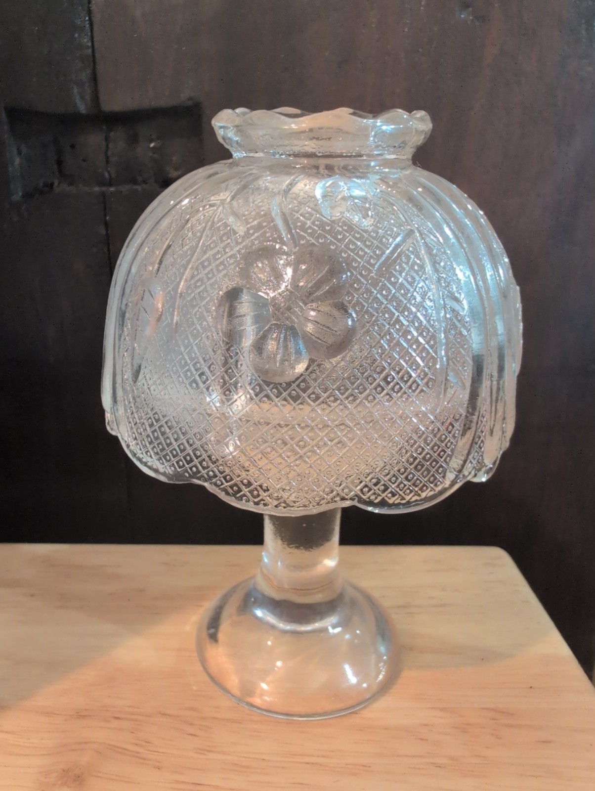 Vtg Clear Floral Indiana Tiara Glass Fairy Candle Lamp Scalloped Cottagecore 6 Vtg Clear Floral Indiana Tiara Glass Fairy Candle Lamp Scalloped Cottagecore 6