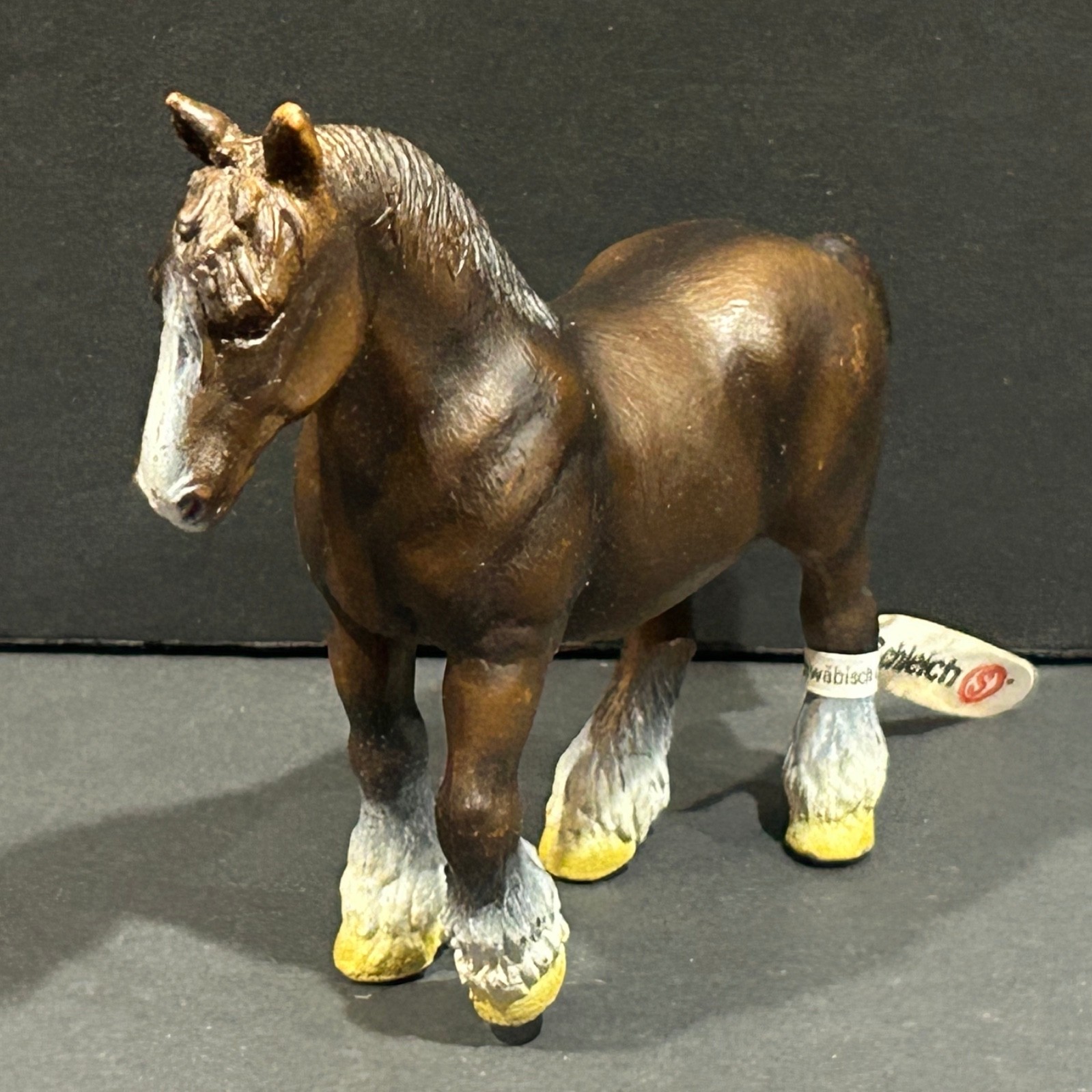 Schleich BROWN SHIRE GELDING 1993 Draft Horse Animal Figure w/Tag Retired 13222 Schleich BROWN SHIRE GELDING 1993 Draft Horse Animal Figure w/Tag Retired 13222