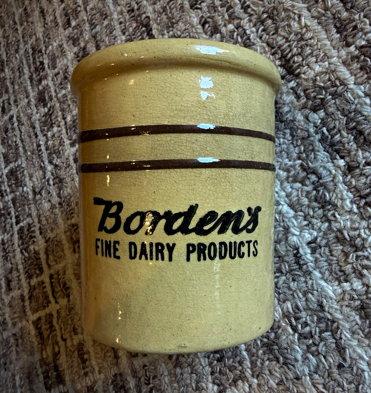 Vintage Borden’s Fine Dairy Products Stoneware Crock – Yellow Ware Brown Stripe Vintage Borden’s Fine Dairy Products Stoneware Crock – Yellow Ware Brown Stripe