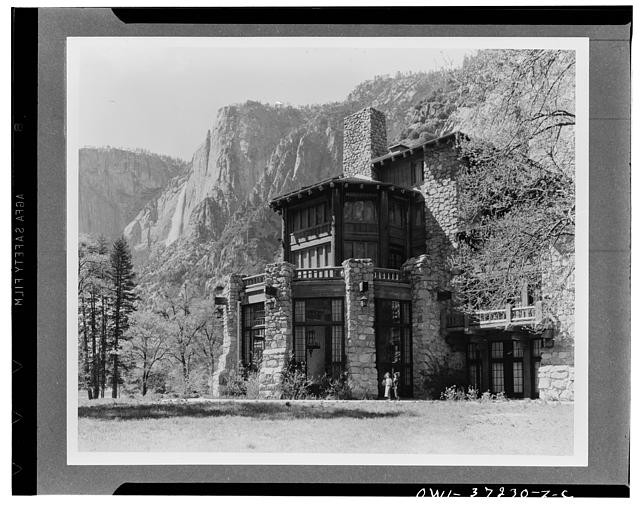 Photo:Yosemite Valley California 1930s Stone Lodge with Cliffs