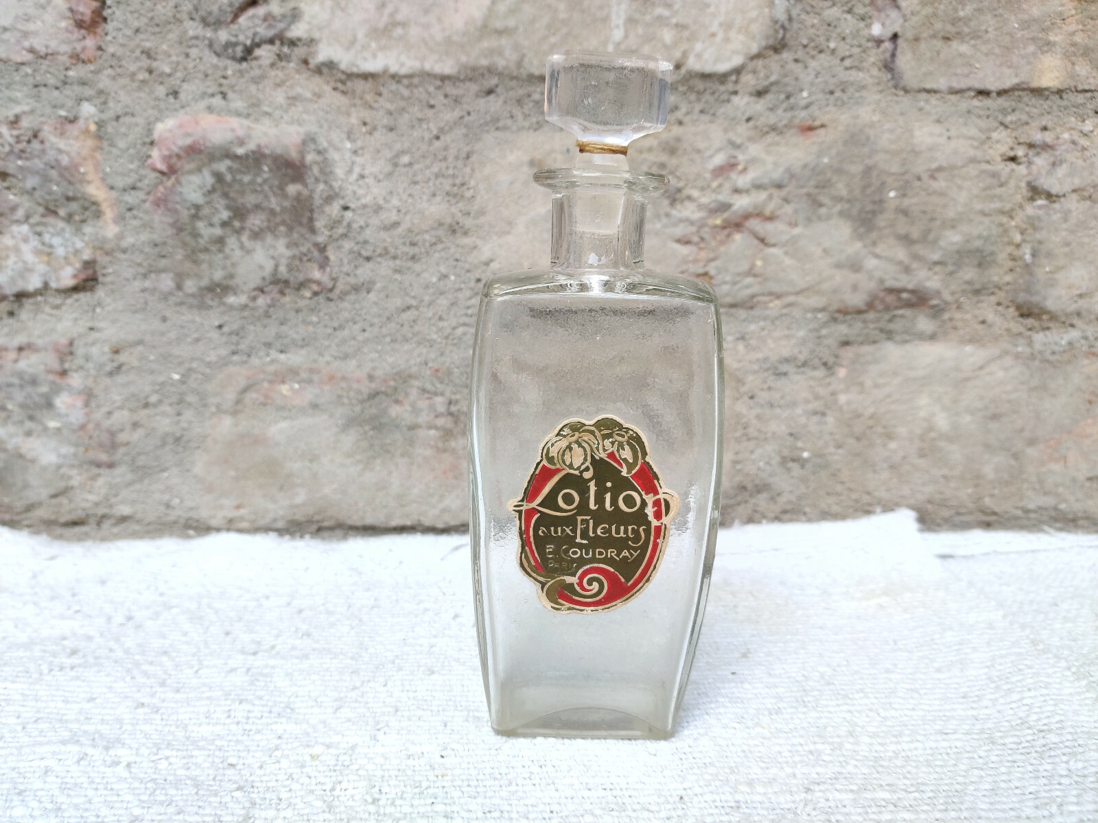 1940s Vintage Rare Edmond Coudray Aux Fleurs Lotion Glass Bottle France GL127