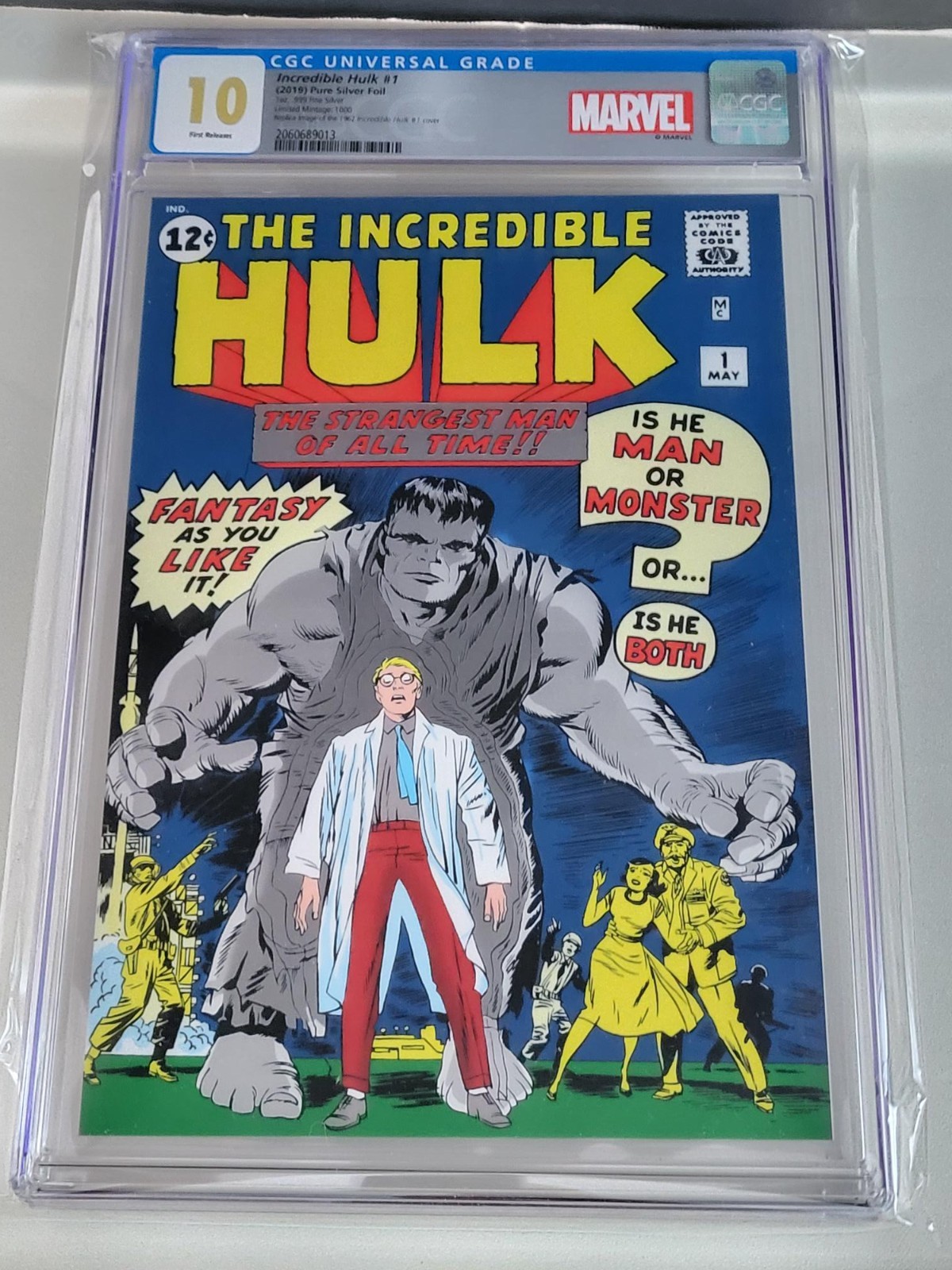 INCREDIBLE HULK #1 CGC 10 GEM MINT. SILVER FOIL 1ST RELEASE **WITH TIN** 2019 INCREDIBLE HULK #1 CGC 10 GEM MINT. SILVER FOIL 1ST RELEASE **WITH TIN** 2019