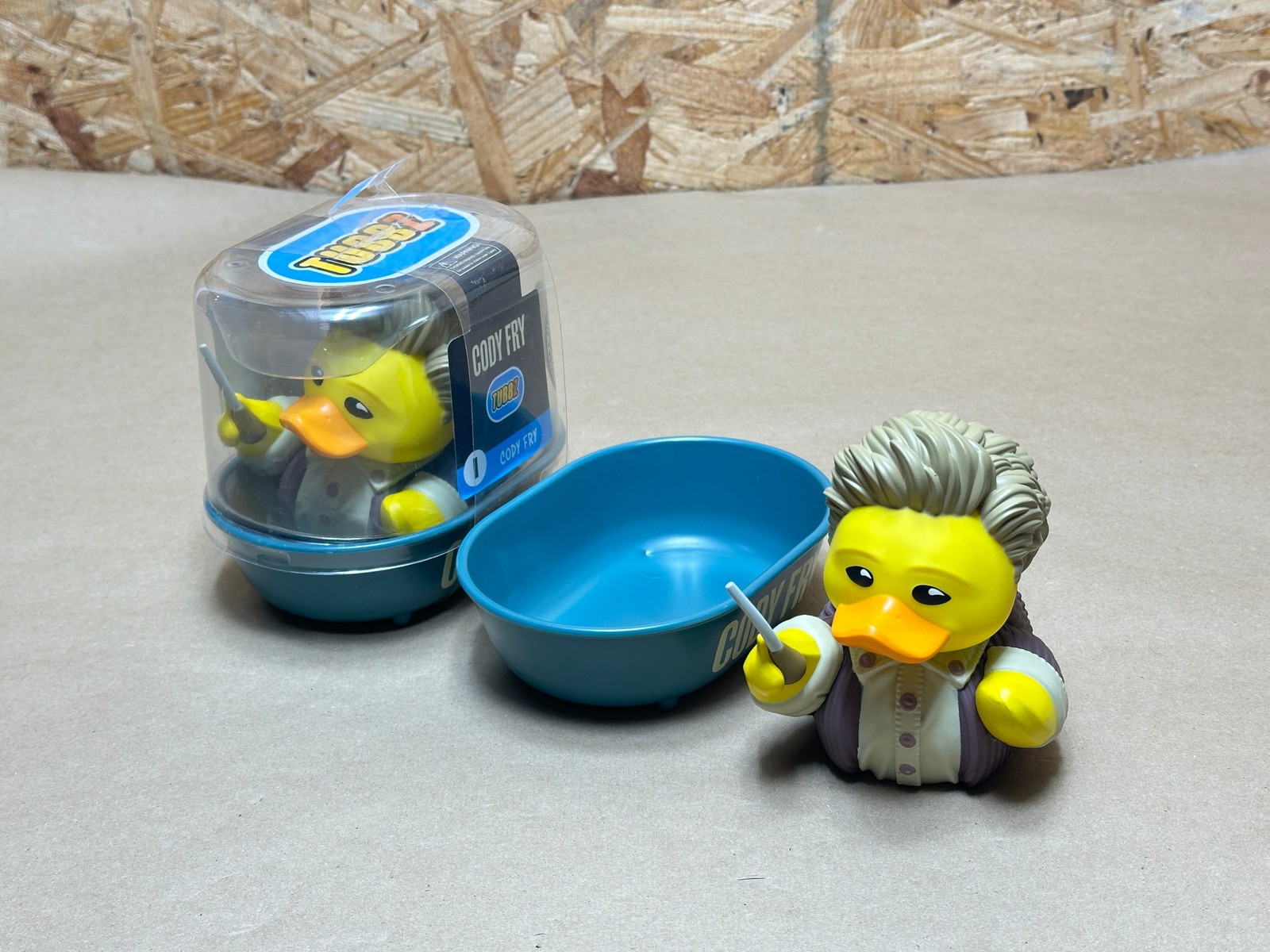 2x Pack Tubbz Cody Fry Rubber Duck Vinyl Toy Display First Edition 2x Pack Tubbz Cody Fry Rubber Duck Vinyl Toy Display First Edition