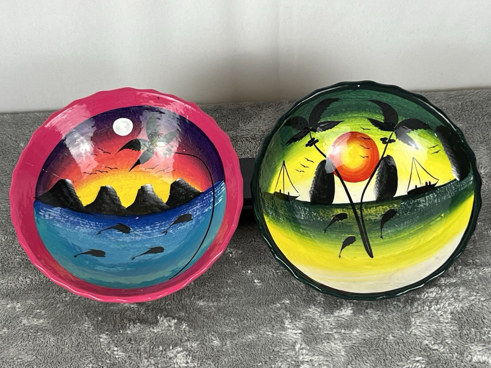Vintage Hand Painted Mexican Folk Art Pottery Bowls Vintage Hand Painted Mexican Folk Art Pottery Bowls