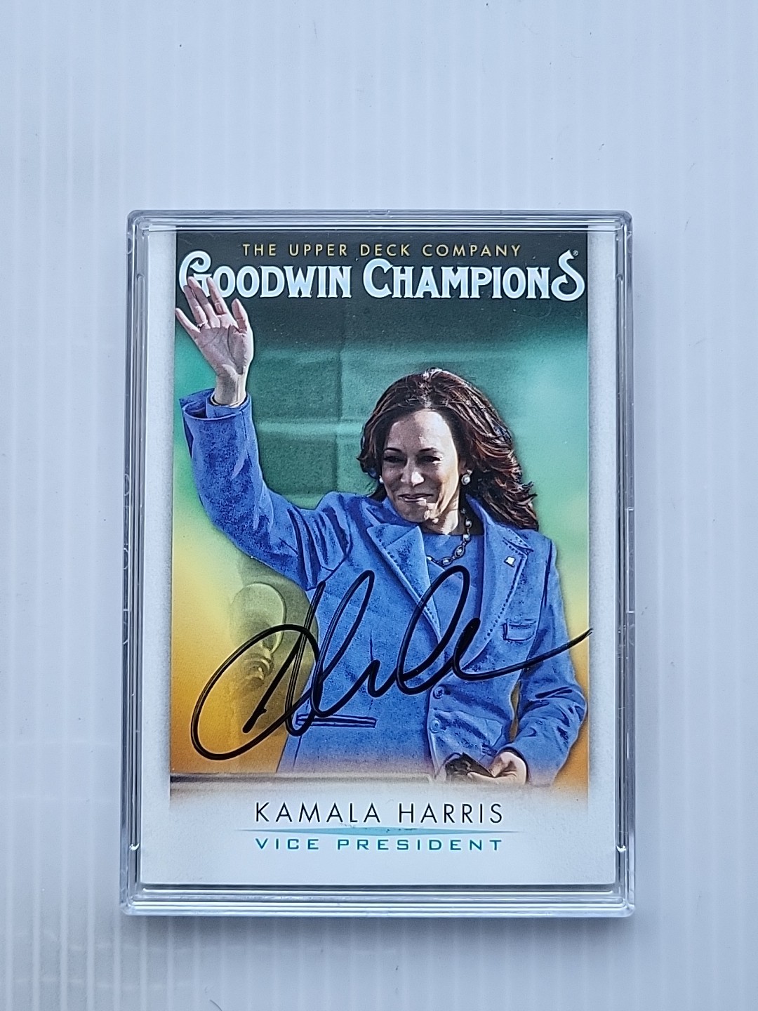KAMALA HARRIS Hand-Signed Autographed 2021 Upper Deck Goodwin Champions #3 W/COA KAMALA HARRIS Hand-Signed Autographed 2021 Upper Deck Goodwin Champions #3 W/COA