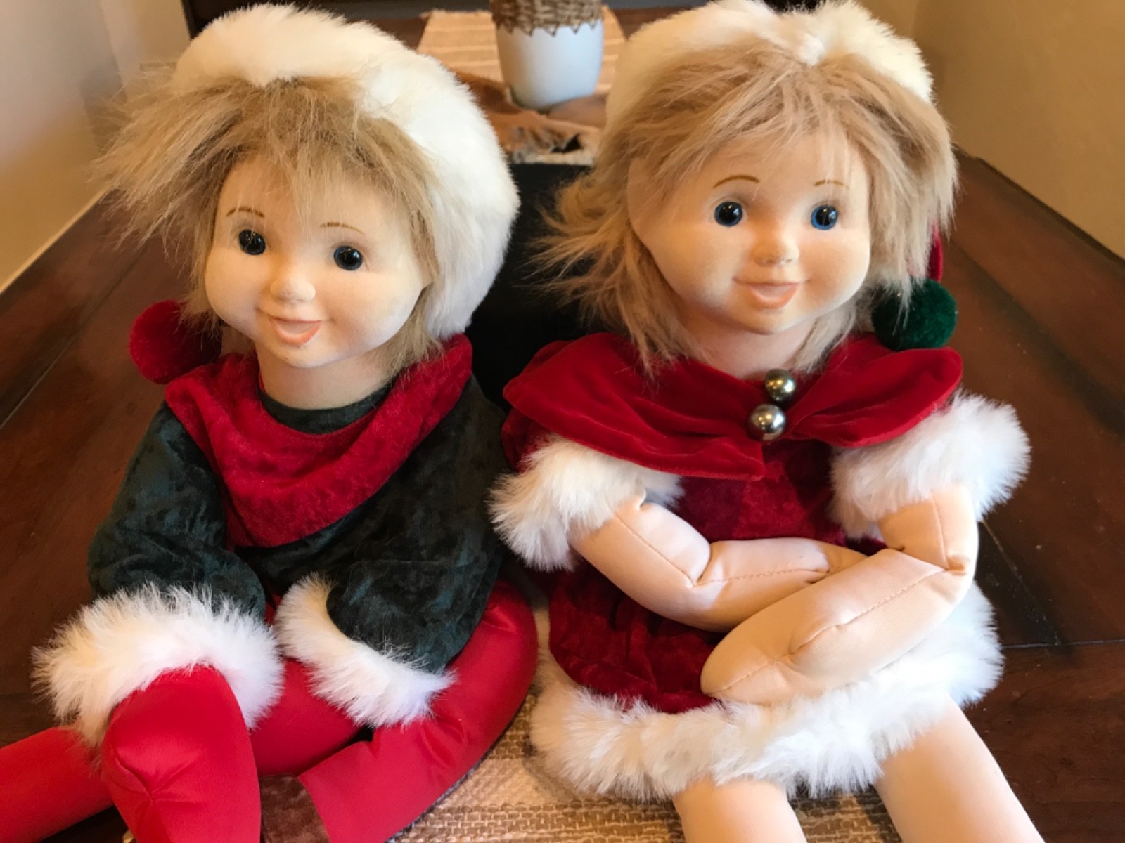 2 VTG RNE Toy Co./Fine Toy Co. Christmas shelf sitter Elf Dolls X Large 25”