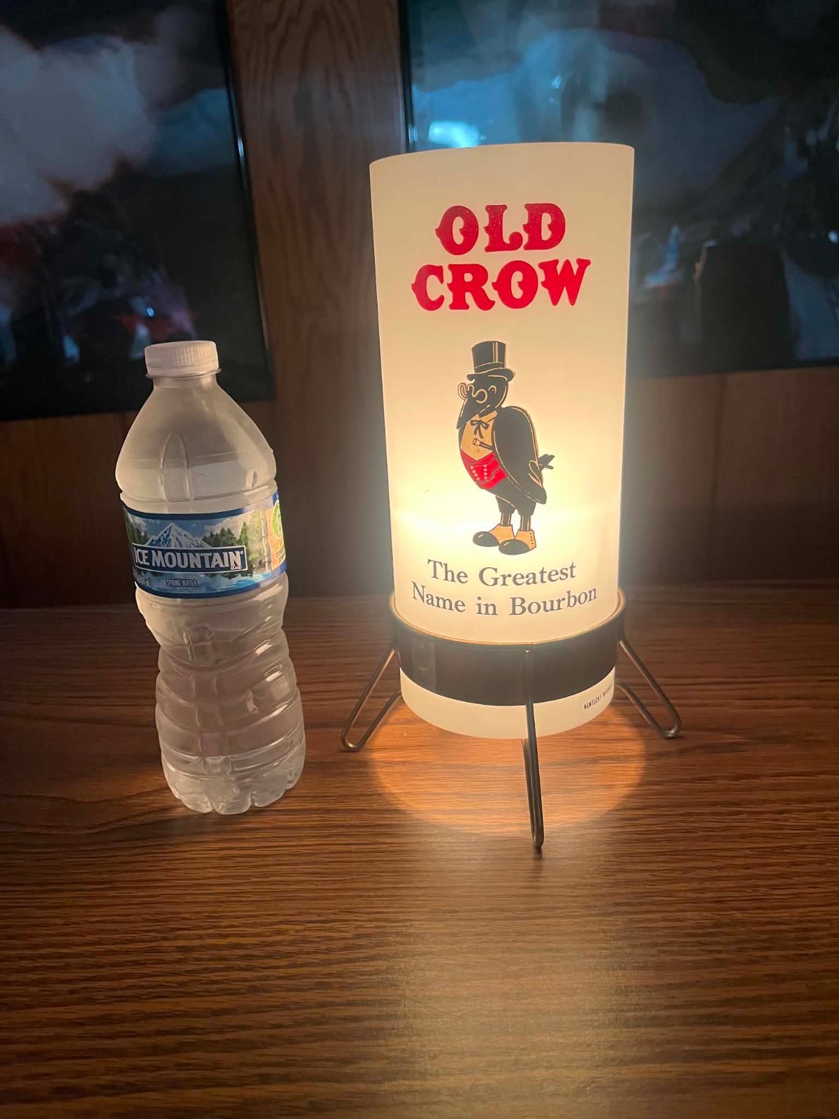 RARE 70'S OLD CROW BOURBON 10.5'' ADVERTISING BAR LIGHT -WORKS GREAT RARE 70'S OLD CROW BOURBON 10.5'' ADVERTISING BAR LIGHT -WORKS GREAT