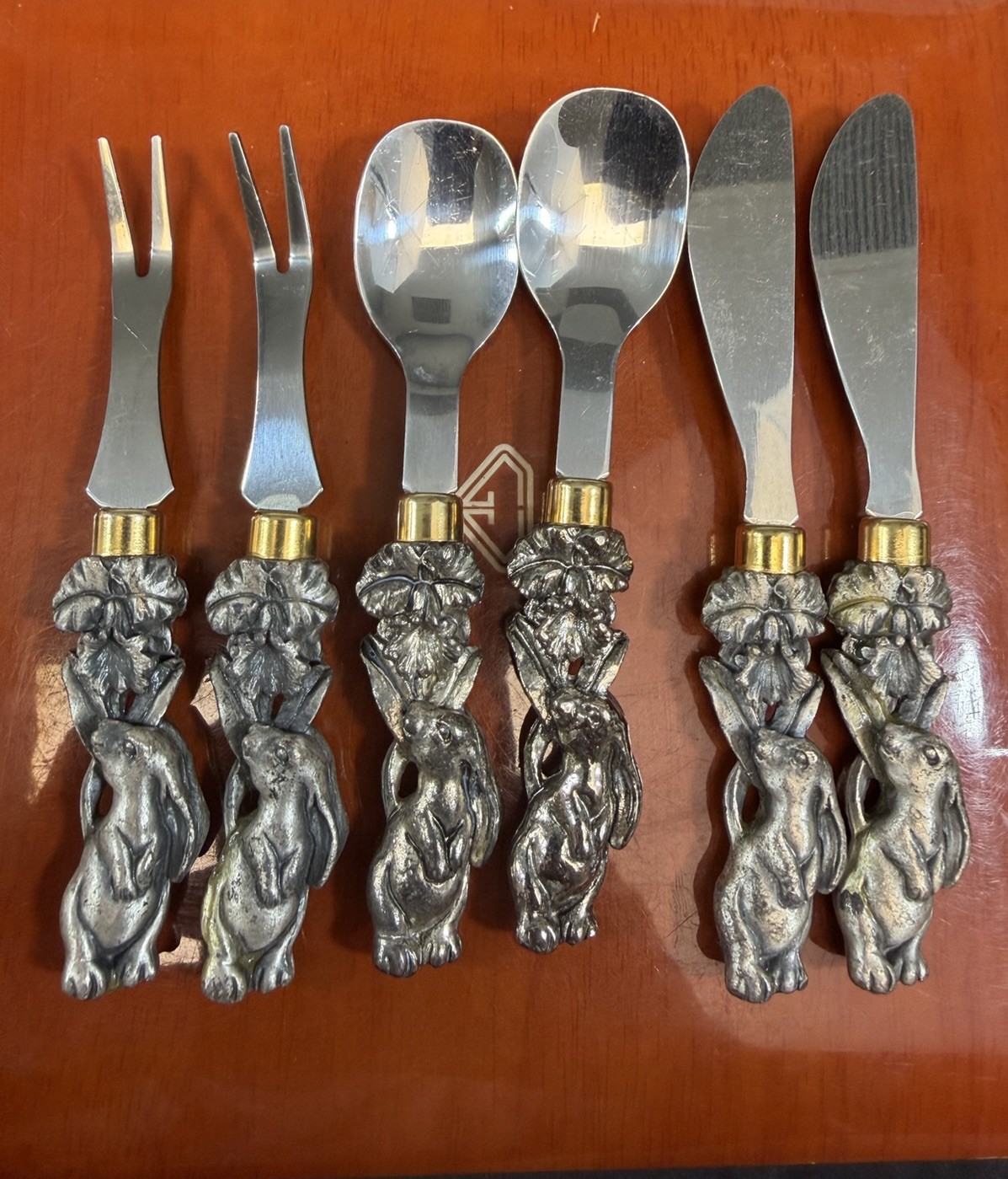 Vintage Arthur Court Rabbit Appetizer Forks & Spoon Pewter Handles Lot Of 6 Vintage Arthur Court Rabbit Appetizer Forks & Spoon Pewter Handles Lot Of 6