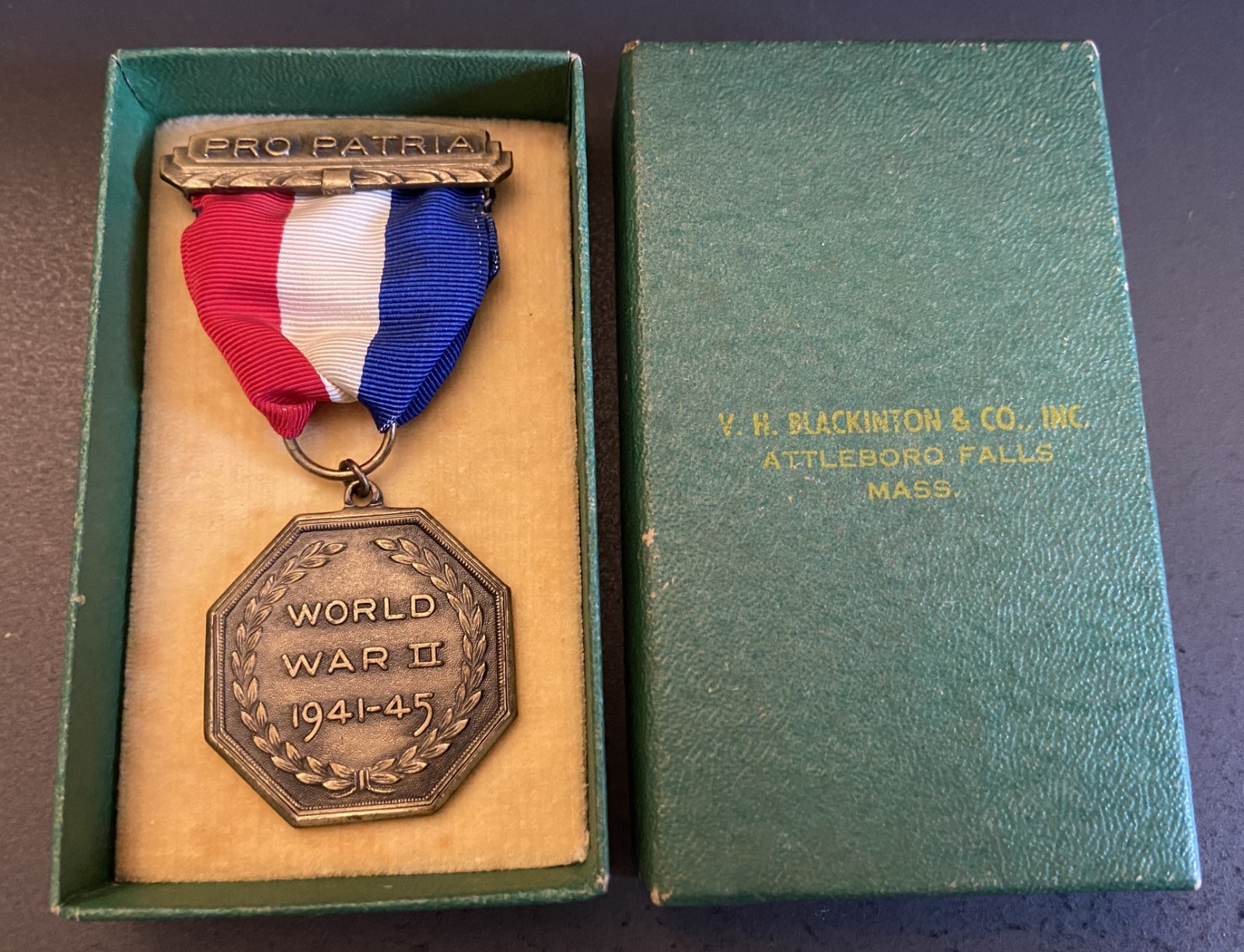 Rare WW2 Local Service Victory Medal - Hayward-Schuster Mills, MA - In Orig Box Rare WW2 Local Service Victory Medal - Hayward-Schuster Mills, MA - In Orig Box