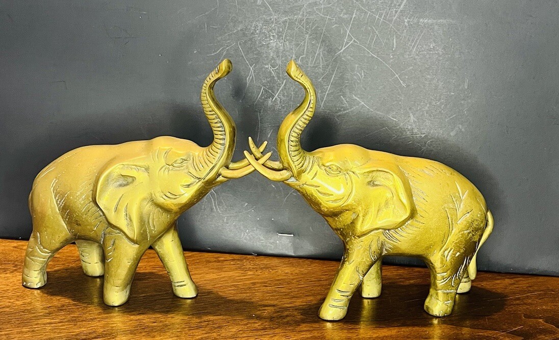 2 VTG Mid Century Handcrafted Heavy Genuine Brass Elephant Sculptures Korea 7” H