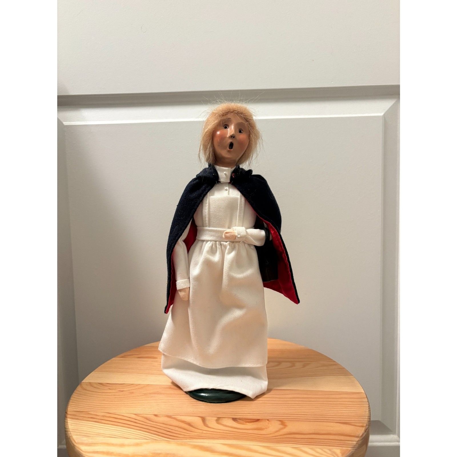 Vintage 1998 Byers Choice Nurse Caroler (Retired)