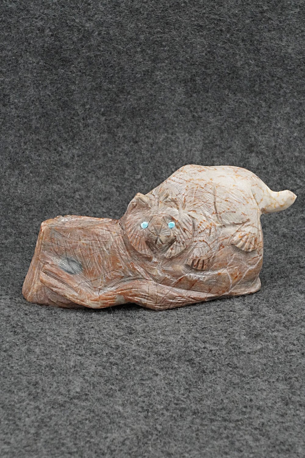Bobcat Zuni Fetish Carving - Michael Coble Bobcat Zuni Fetish Carving - Michael Coble
