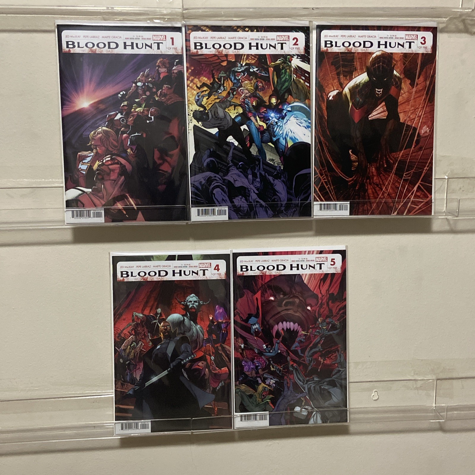 Blood Hunt 1-5 Complete Comic Lot Run Set Marvel Collection Blood Hunt 1-5 Complete Comic Lot Run Set Marvel Collection