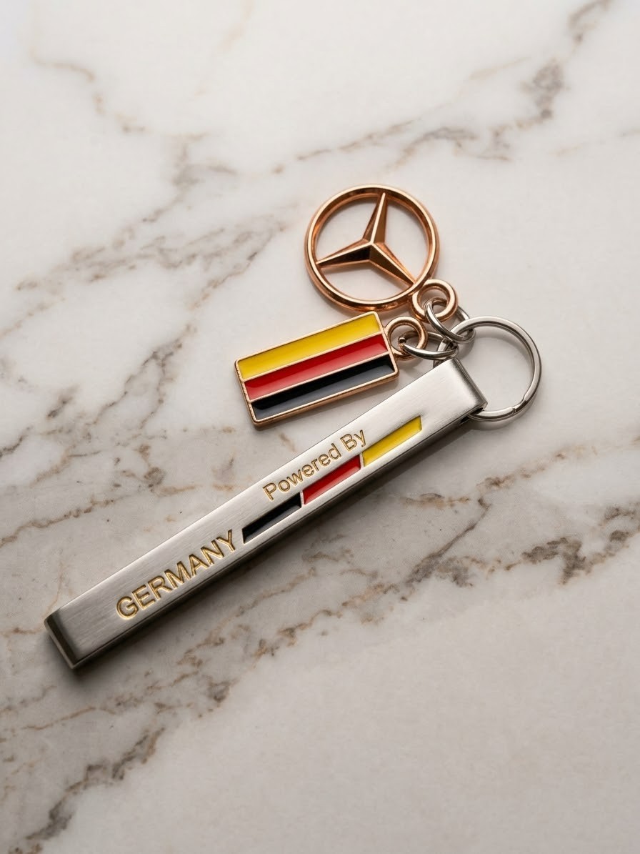 Vintage Mercedes Benz Keychain - Metal \ Vintage Mercedes Benz Keychain - Metal \