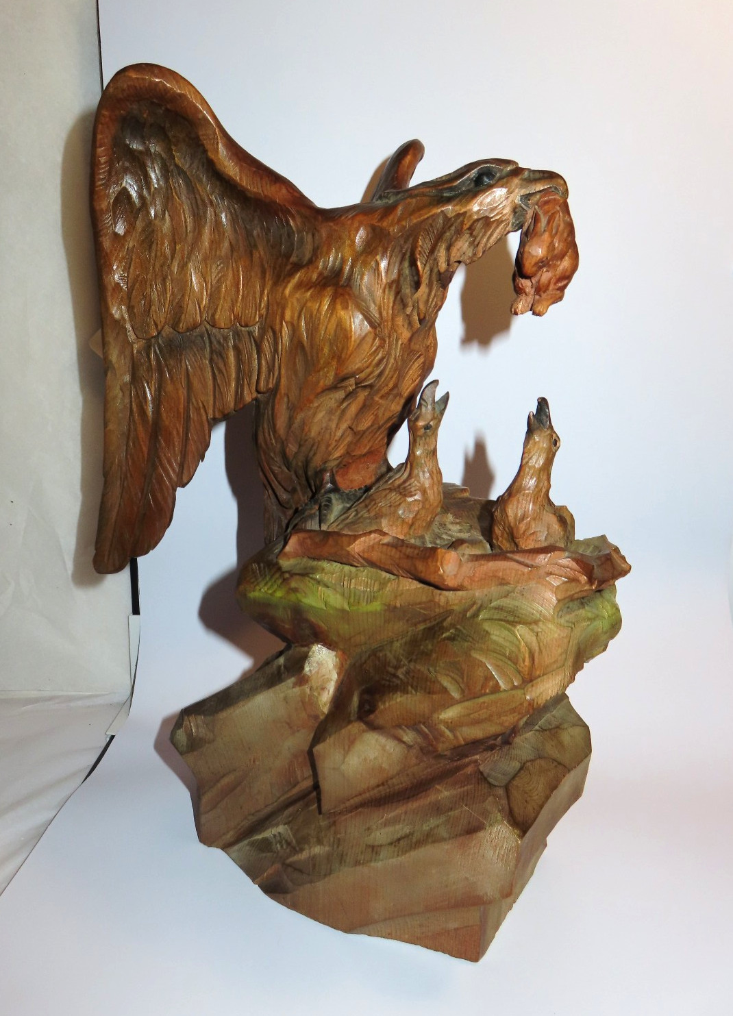 Vintage Italian Wood Carved Eagle Feeding Babies In Nest Art Sculpture 13-1/2\ Vintage Italian Wood Carved Eagle Feeding Babies In Nest Art Sculpture 13-1/2\
