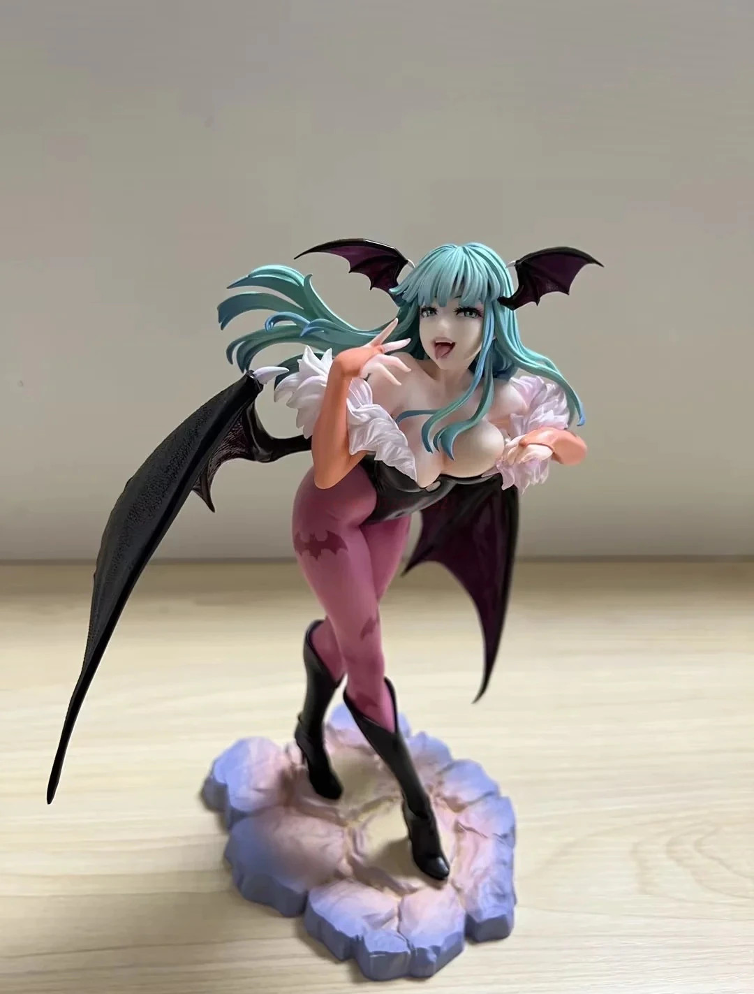 23CM Vampireed Hunter Morrigan Aensland Felicia Anime Action Figure Darkstalkers 23CM Vampireed Hunter Morrigan Aensland Felicia Anime Action Figure Darkstalkers