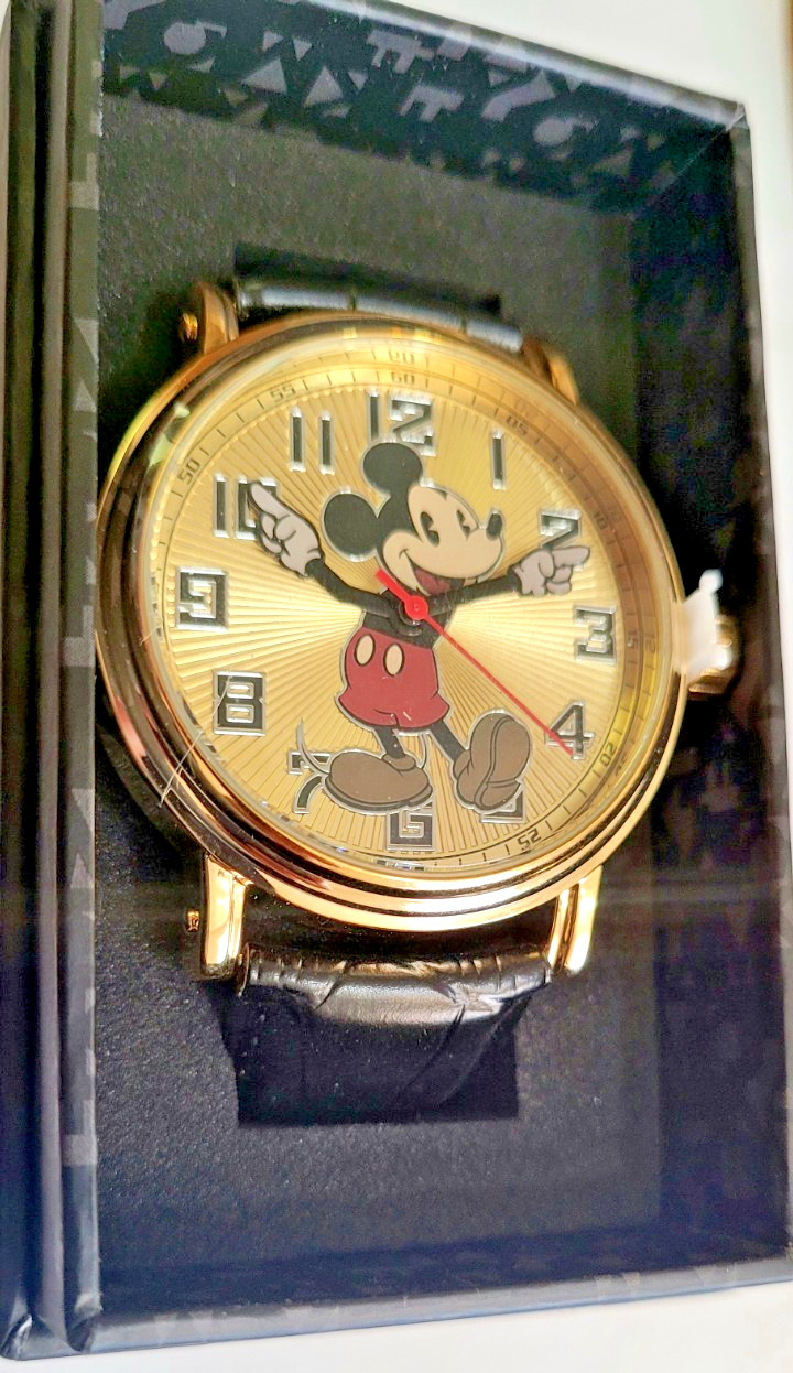 Disney Mickey Mouse large faced watch Disney Mickey Mouse large faced watch