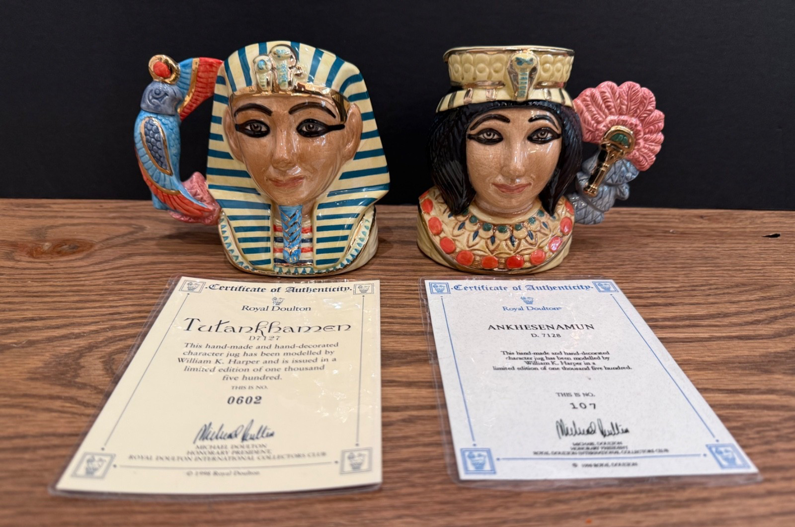 ROYAL DOULTON \'TUTANKHAMEN & ANKHESENAMUN\' D7127/28 SMALL CHARACTER JUGS /1500 ROYAL DOULTON \'TUTANKHAMEN & ANKHESENAMUN\' D7127/28 SMALL CHARACTER JUGS /1500