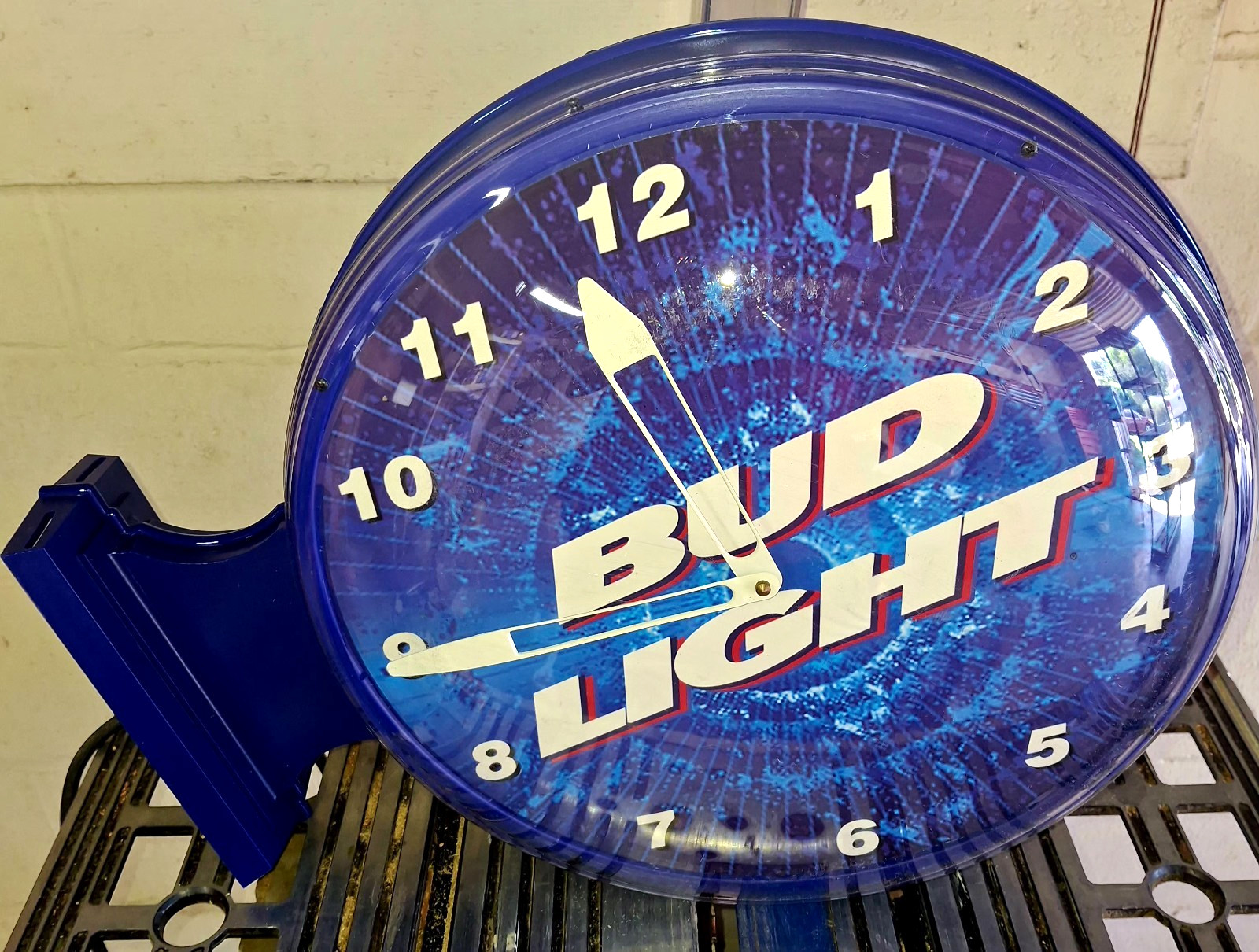 Bud Light 2-Sided Non-Illuminated Pub Clock Breweriana Item# 1011740 Bud Light 2-Sided Non-Illuminated Pub Clock Breweriana Item# 1011740