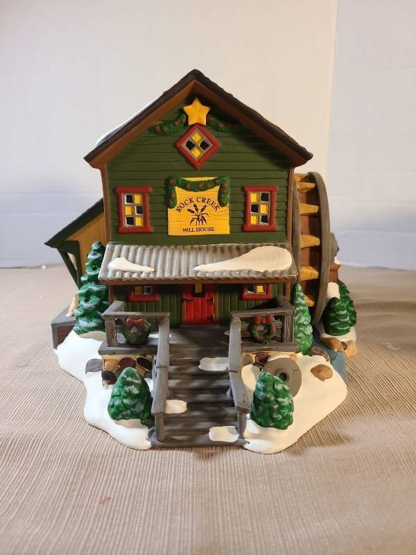 Department 56 Original Snow Village 1998 “Rock Creek Mill House” #54932 w/Box Department 56 Original Snow Village 1998 “Rock Creek Mill House” #54932 w/Box