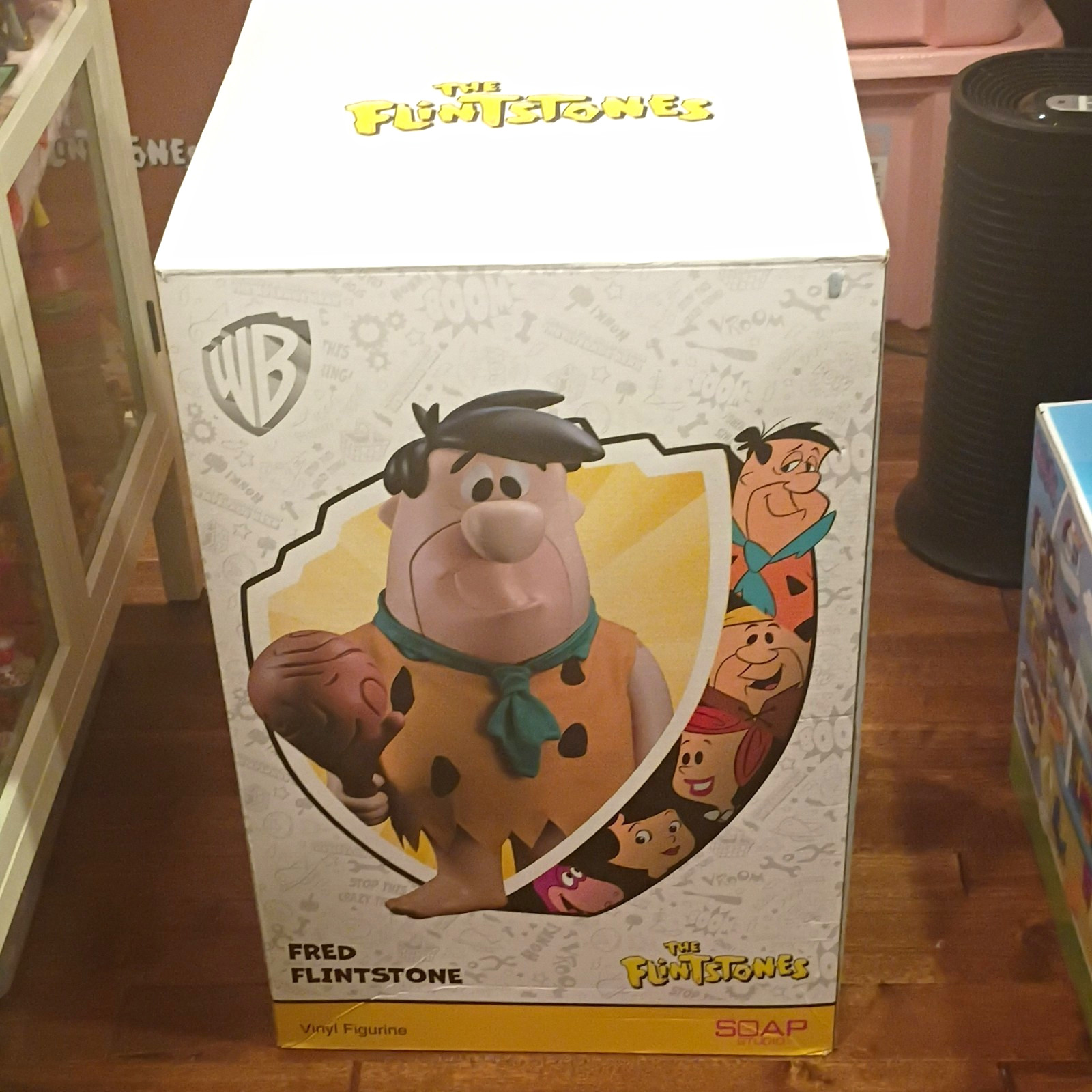 SOAP Studio Giant The Flintstones Fred Flintstone Vinyl Figure New In Open Box SOAP Studio Giant The Flintstones Fred Flintstone Vinyl Figure New In Open Box