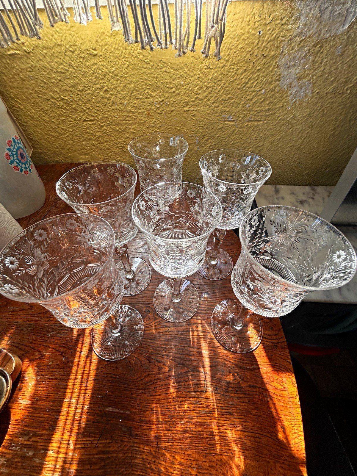 Set of 6 Vintage Clear Etched Floral Stemmed Wine Glasses Decorated Round Glass