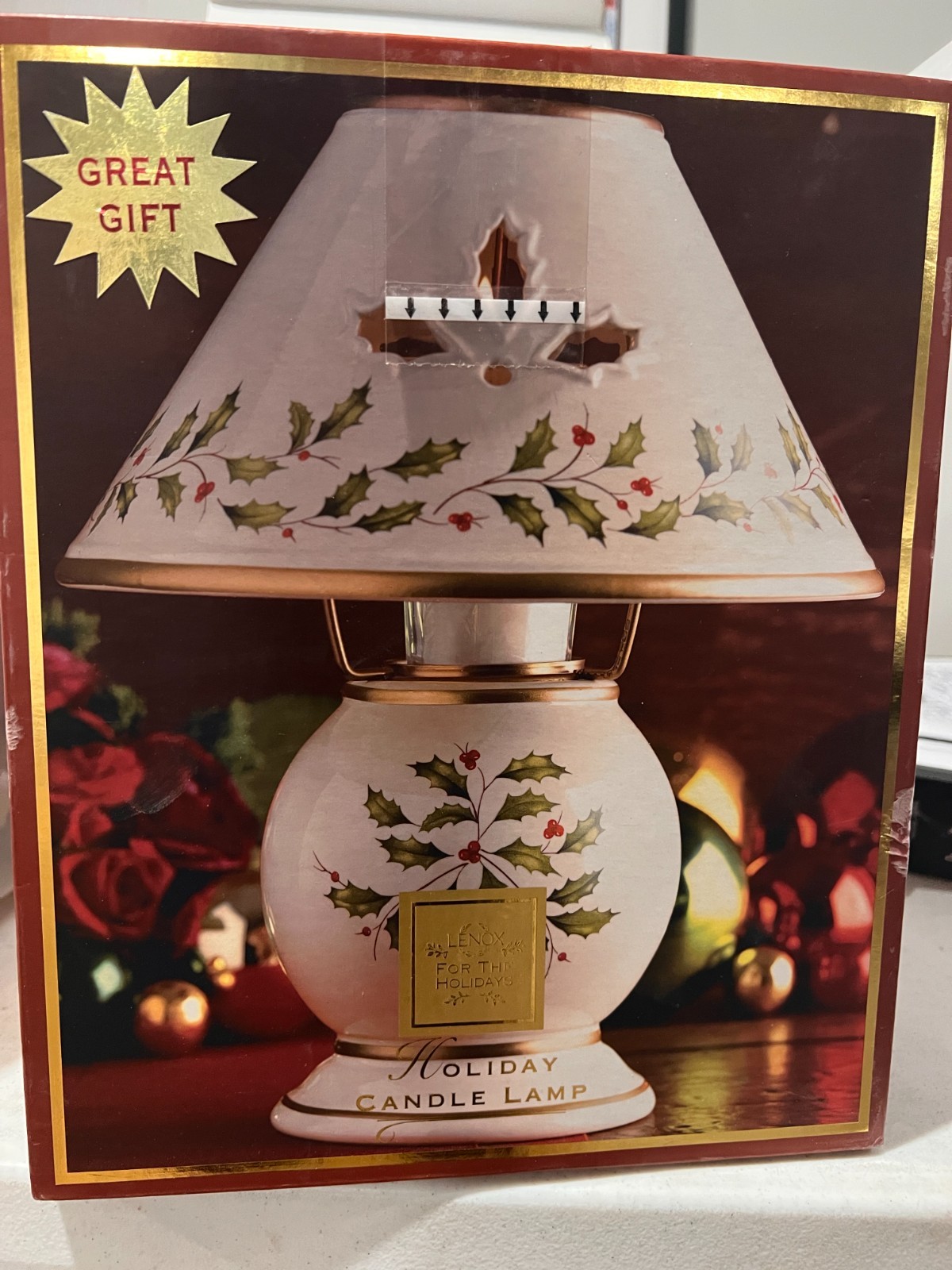 Lenox Holiday Porcelain Tea Light Candle Lamp 10” Holly & Berry Christmas L Lenox Holiday Porcelain Tea Light Candle Lamp 10” Holly & Berry Christmas L