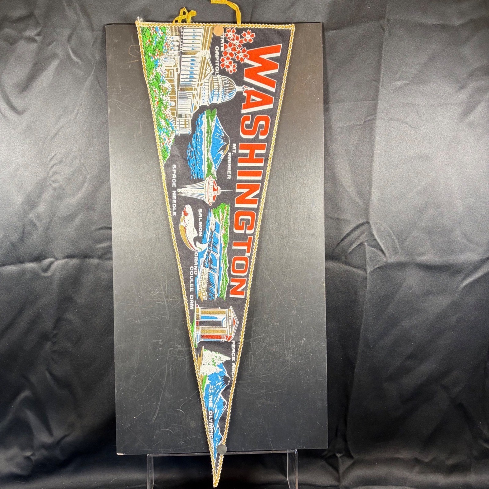 Vintage Washington State Souvenir Pennant Rayon Gold Trim Made in Japan 27 inch