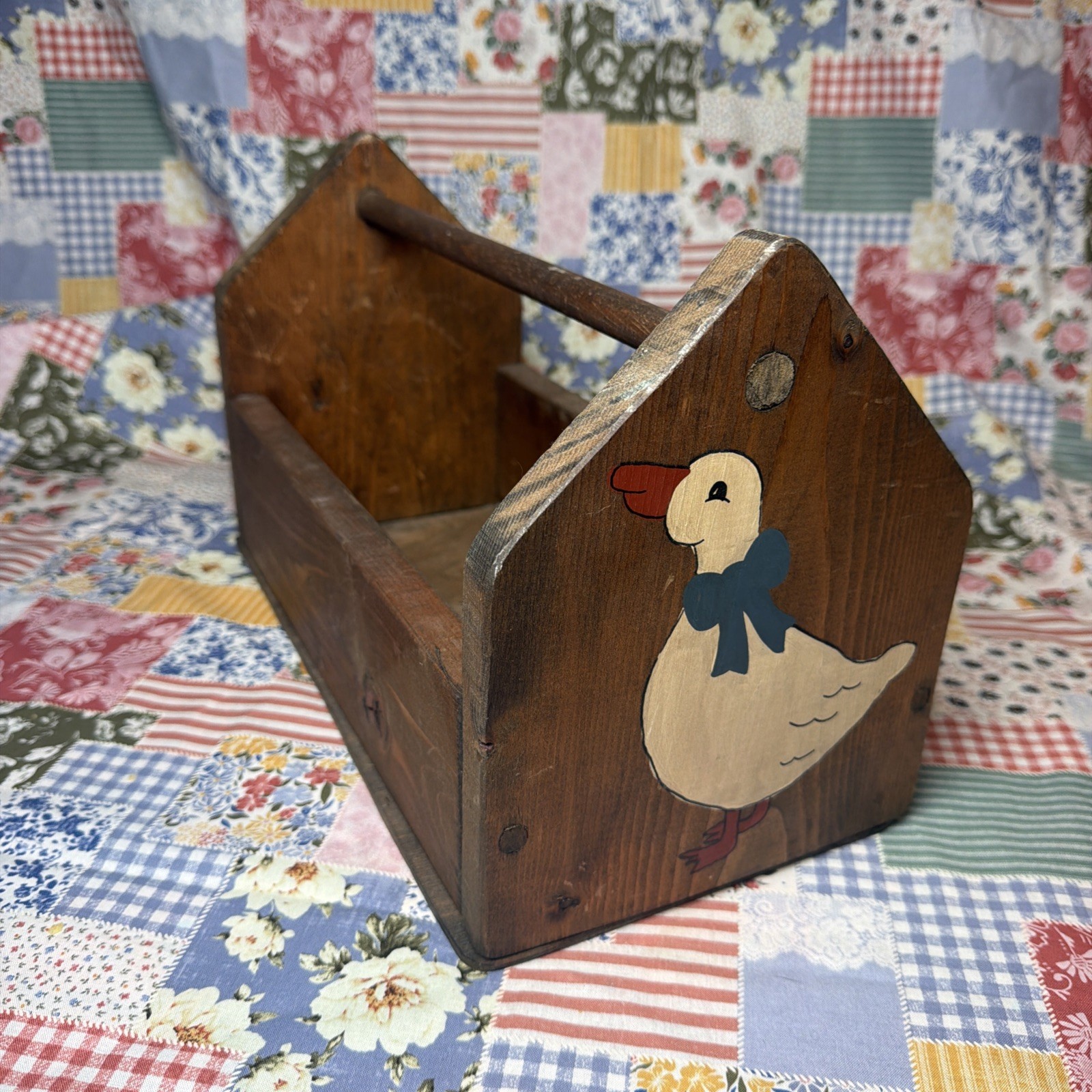Vtg Primitive Wood Carryall Tote Basket Country Farmhouse Painted Duck Bow 14”