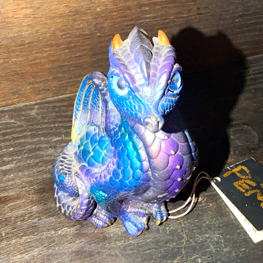 Blue & Purple Dragon Figurine Statue w/ Tag - Fantasy Genre Dragon Theme Blue & Purple Dragon Figurine Statue w/ Tag - Fantasy Genre Dragon Theme