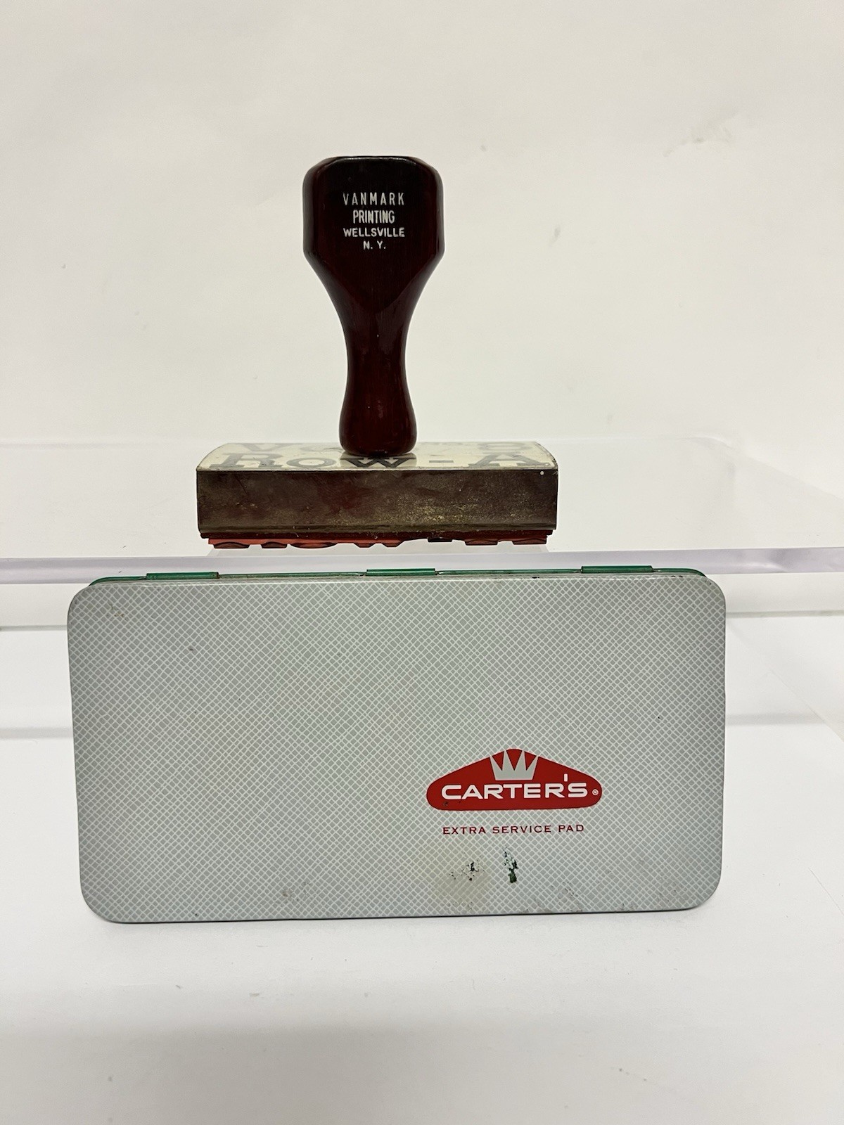 VTG Vanmark Printing Wellsville NY Wood Handle Rubber Stamp Row A W/ Carter Pad