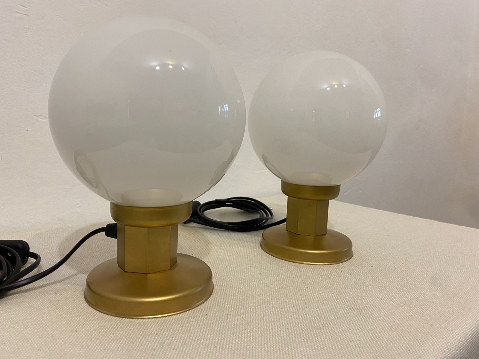 Pair Vintage MCM Space Age Opal Glass Globe Table Lamps Yugoslavia KOZOLE Pair Vintage MCM Space Age Opal Glass Globe Table Lamps Yugoslavia KOZOLE