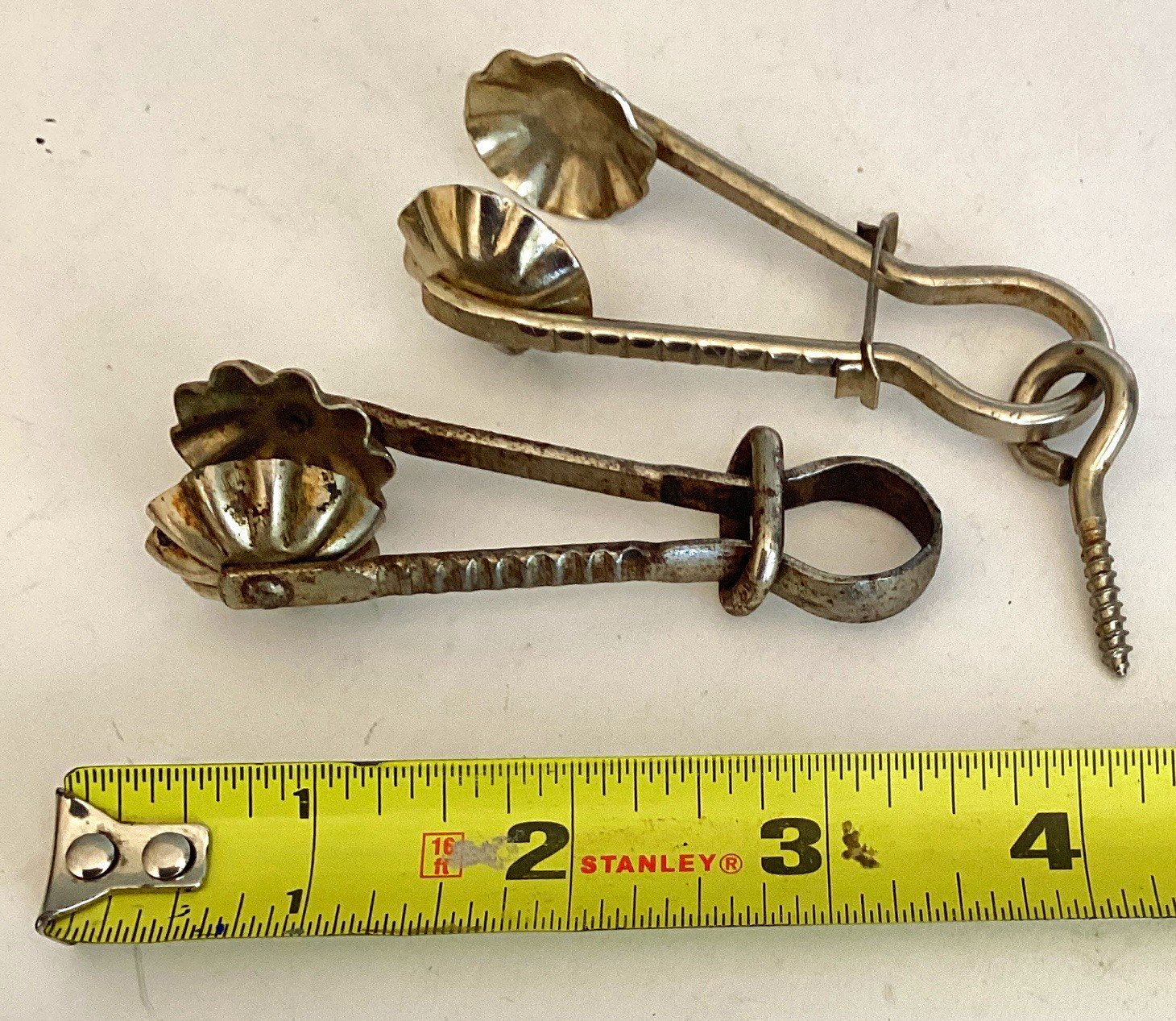Antique Victorian Clam Shell Skirt Lifter Bar Towel Holder Clamps Saloon Pair