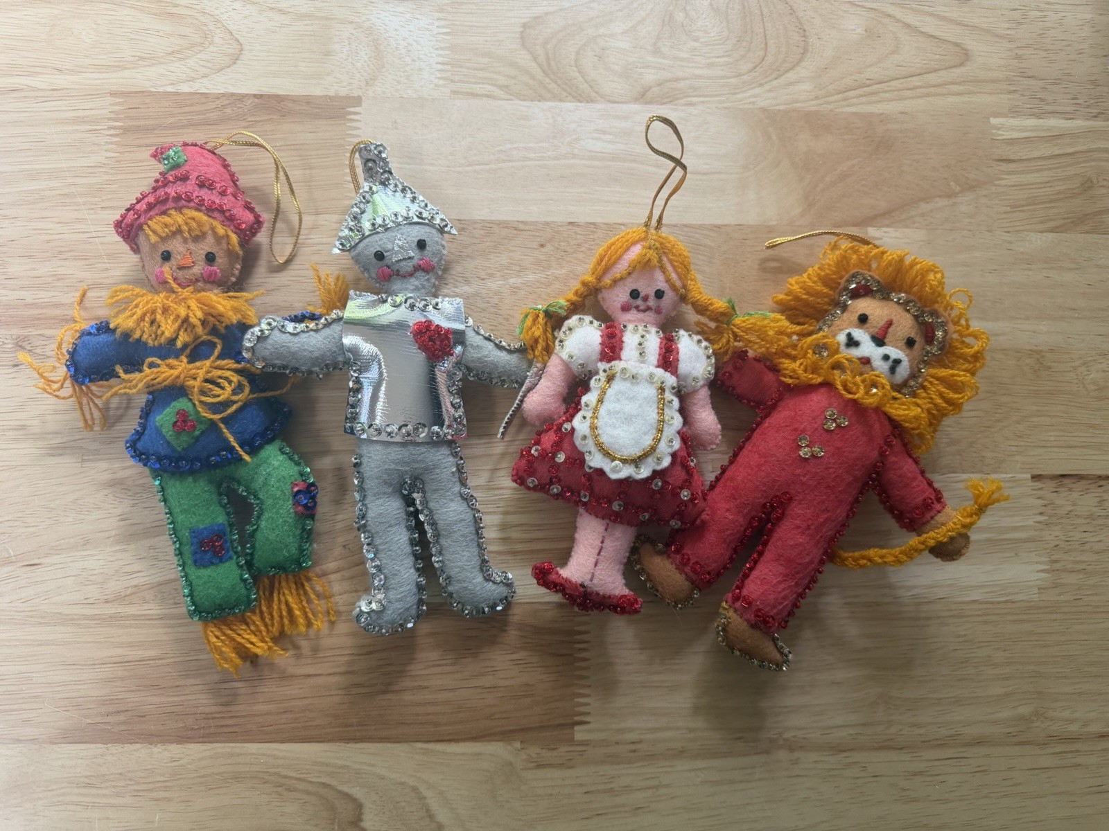 Vtg Bucilla Wizard Of Oz Set Of Handmade Felt Sequin Christmas Ornaments
