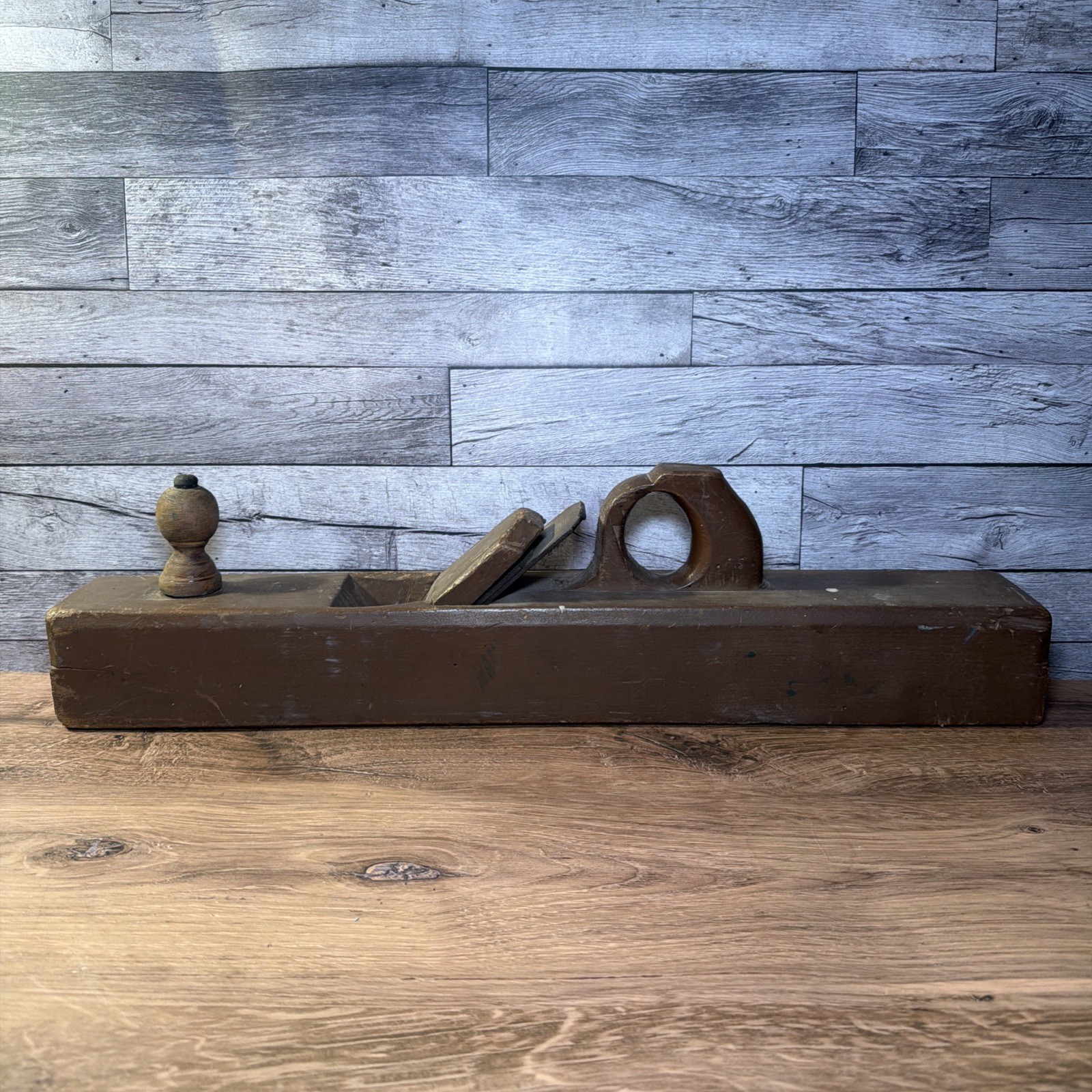 Antique Wooden Jointer Plane 22.5\