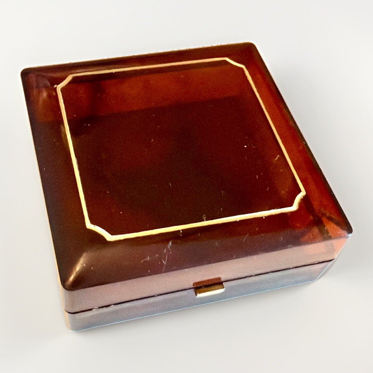 Vintage 1970s Mid Century Modern Acrylic Trinket Box Mottled Amber Brown Swirl Vintage 1970s Mid Century Modern Acrylic Trinket Box Mottled Amber Brown Swirl