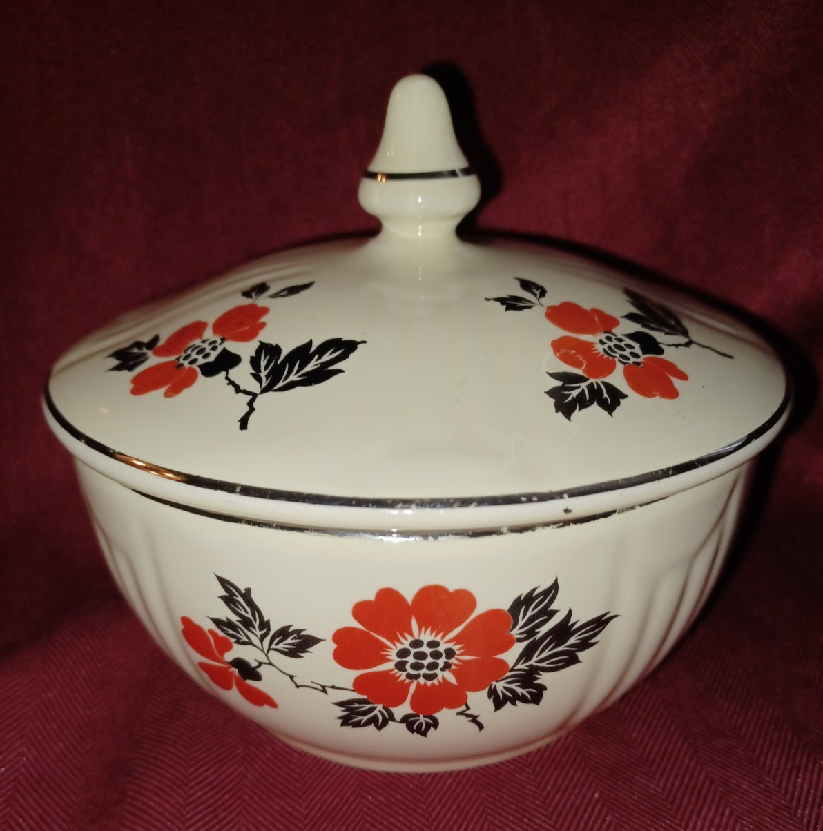 Hall China Red Poppy Radiance Drip Grease Jar Bowl Lid 5 1/4\