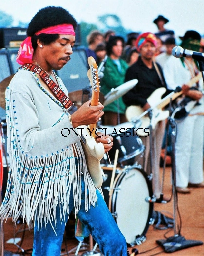 1969 JIMI HENDRIX PLAYING GUITAR WOODSTOCK CONCERT FESTIVAL 12X15 PHOTO POSTER