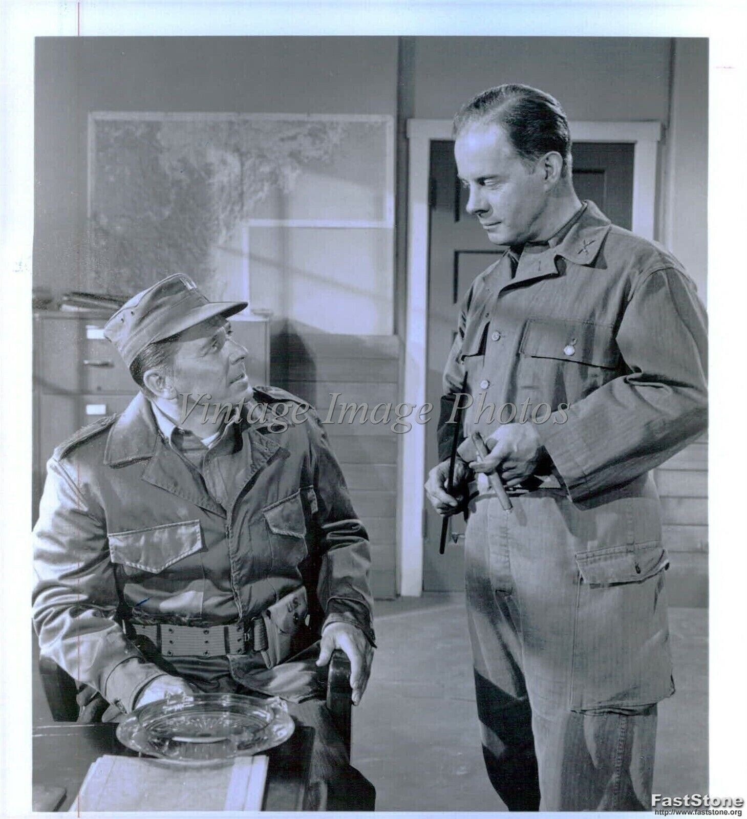 1982 Harry Morgan Ronald Reagan Prisoner Of War Movie Actor Vintage Photo 7x9