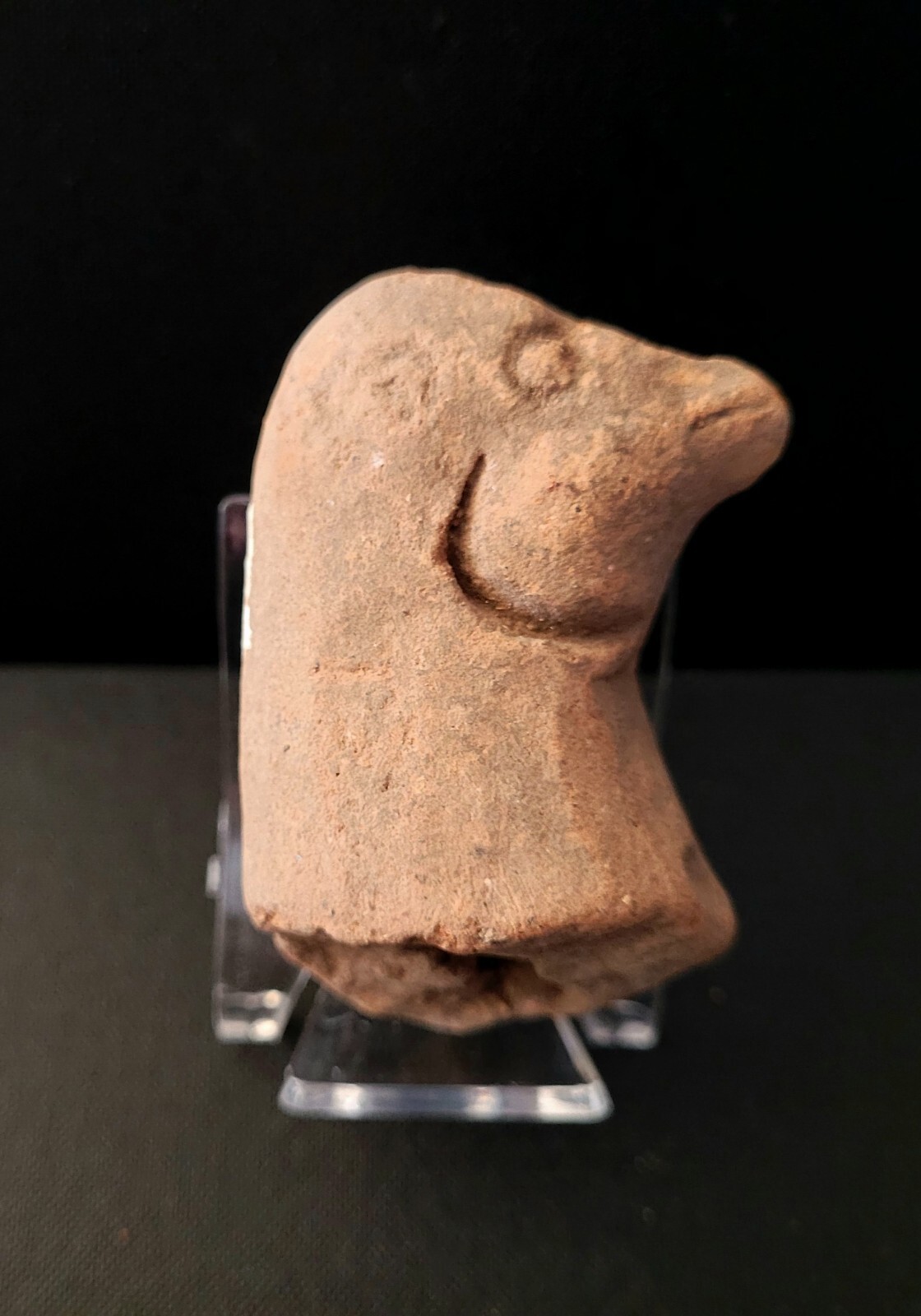 MEDIEVAL JAVA MAJAPAHIT - TERRACOTTA EAGLE HEAD STATUE 13th-14th A.D.