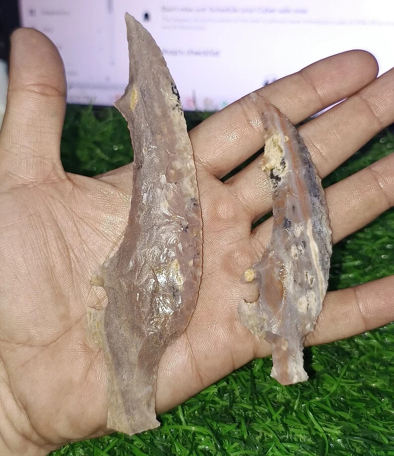 Large Fancy Agate Arrowheads 5.5 Large Fancy Agate Arrowheads 5.5