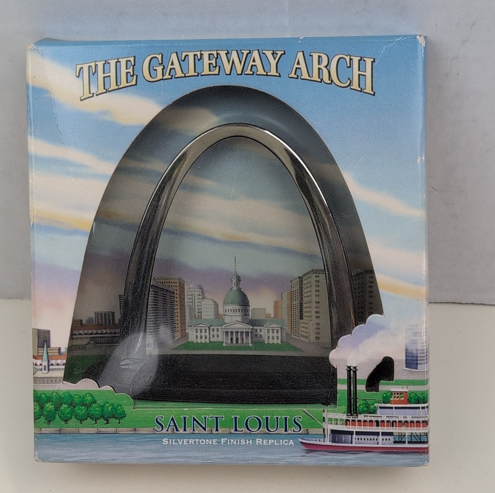 St Louis Gateway Arch Silvertone Finish Replica Souvenir Model Boxed Collectible St Louis Gateway Arch Silvertone Finish Replica Souvenir Model Boxed Collectible